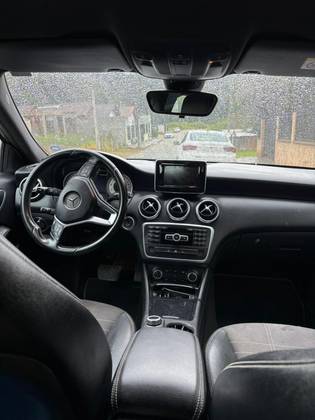 MERCEDES-BENZ A 200 1.6 TURBO 16V FLEX 4P AUTOMÁTICO